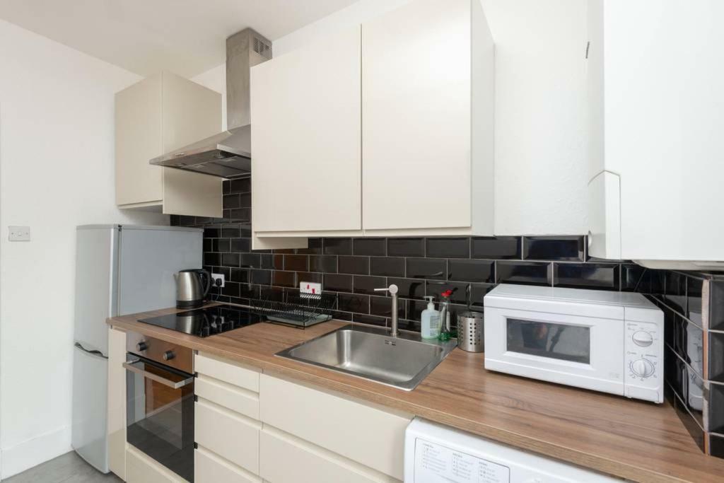 Ness Central Apartment - Greig Street Inverness Exterior photo