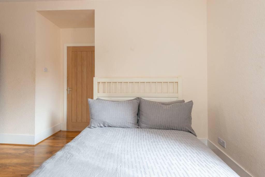 Ness Central Apartment - Greig Street Inverness Exterior photo